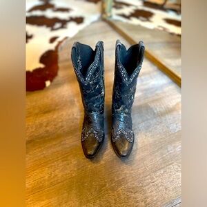 NWOT Laredo Black Sequin Western Boots Size 8.5